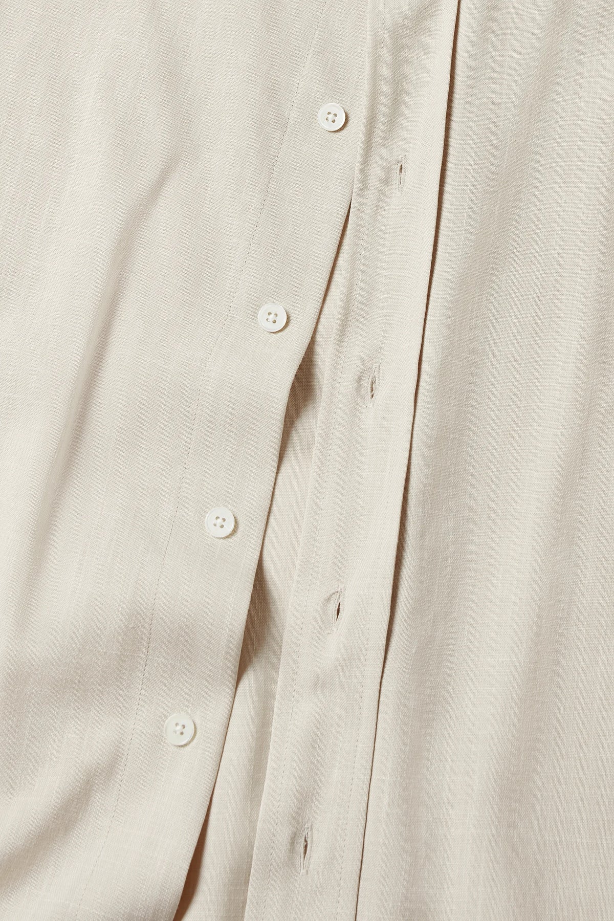 
Amos Shirt in beige — detail view