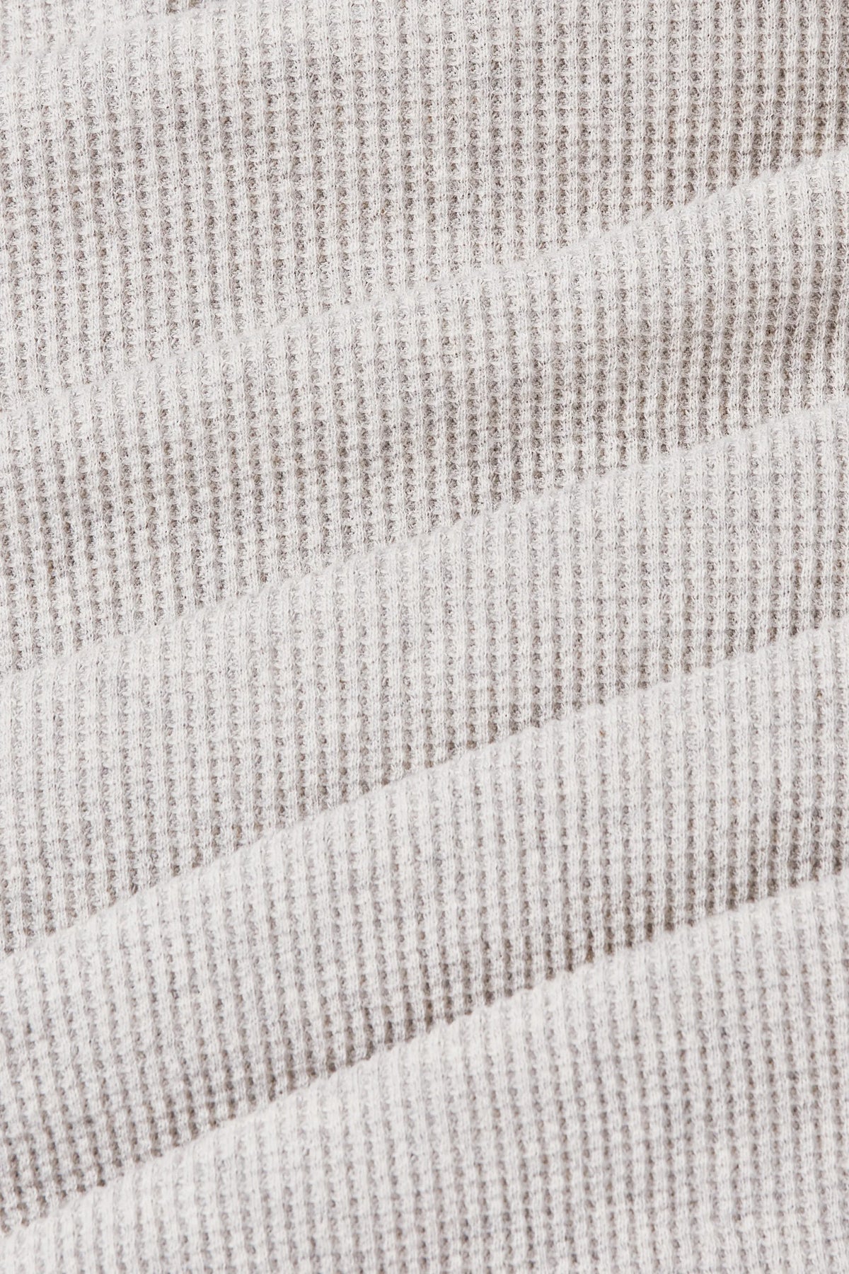 
Marlon Waffle Long Sleeve in beige — detail view