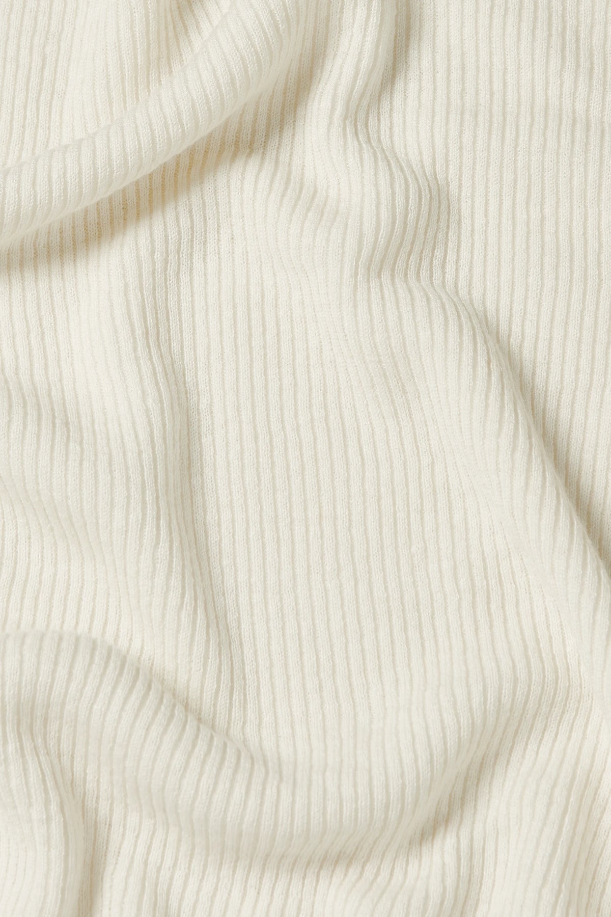 
Michael Singlet in ecru — detail view