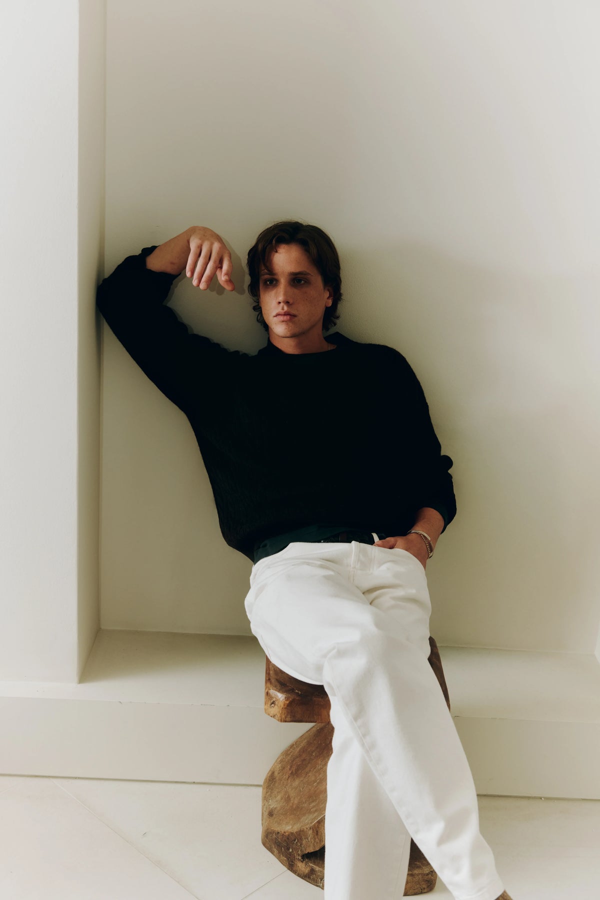 
Nicolas Cable Sweater in navy — lookbook image 10
